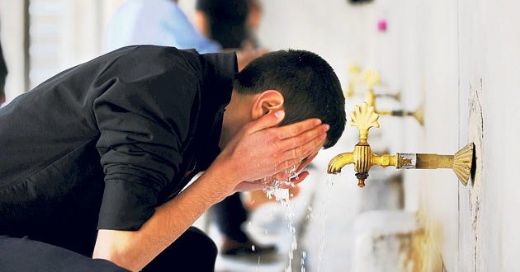 Abdest Alırken Okunacak Dua Okunuşu ve Anlamı