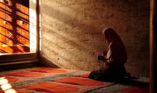 Sakinleşmek İçin Dua Okunuşu ve Anlamı